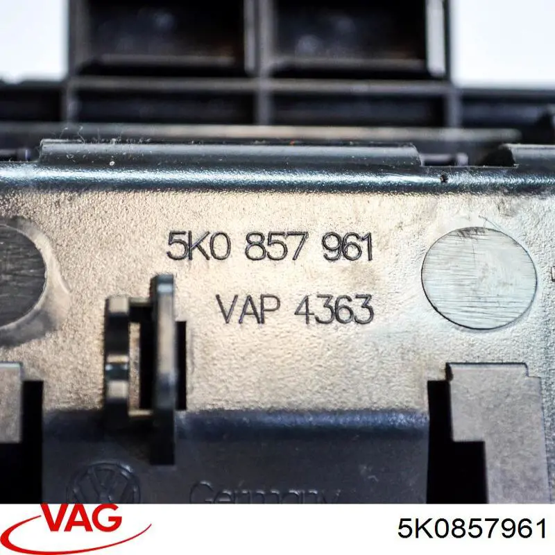 Купити 5K08579619B9 VAG Попільничка центральної консолі