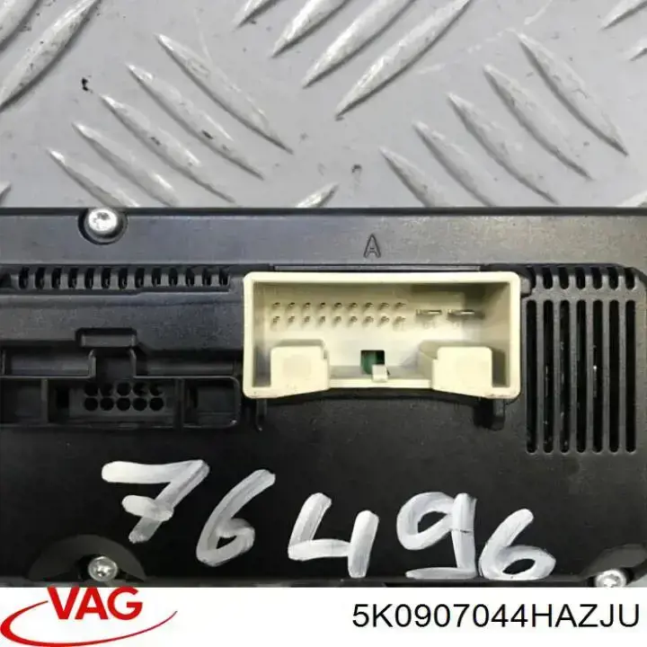 Купити 5HB00974680 VAG Блок управління пічкою