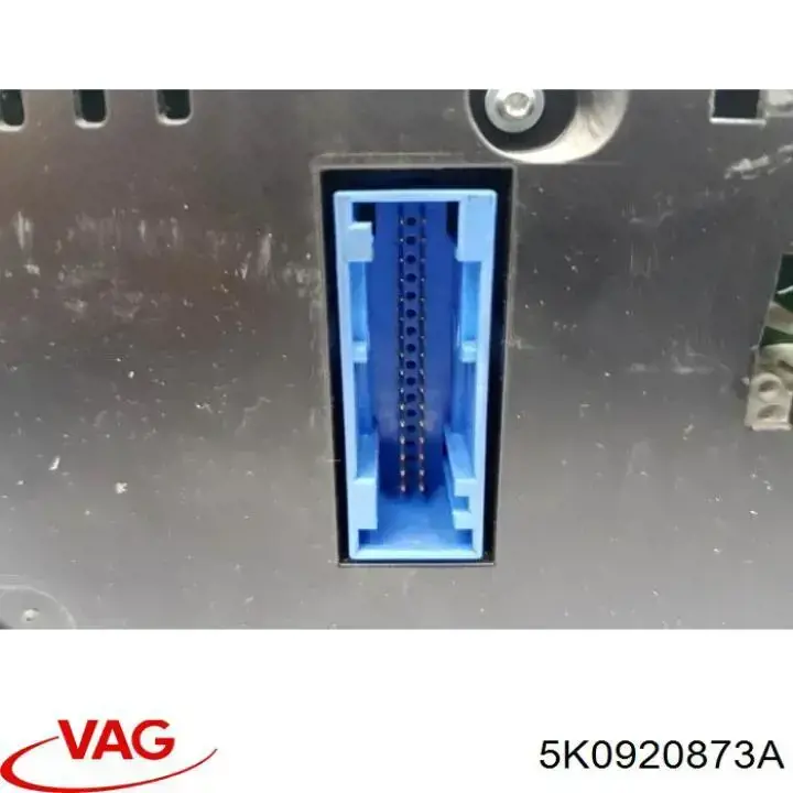 Приладова дошка-щиток приладів 5K0920873A VAG