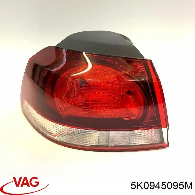 Купити 5K0945095M VAG Ліхтар задній