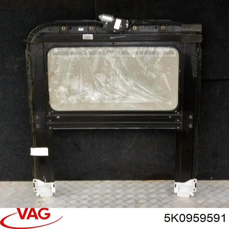 Двигун приводу люка 5K0959591 VAG