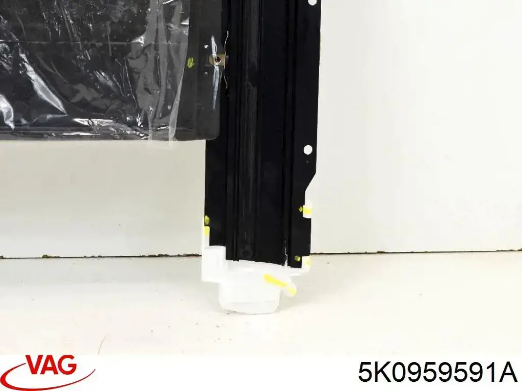 Двигун приводу люка 5K0959591A VAG