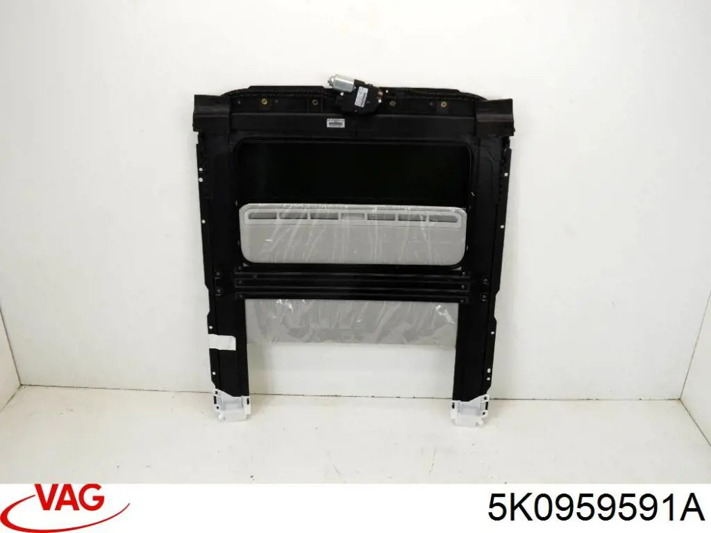 Купити 5K0959591A VAG Двигун приводу люка