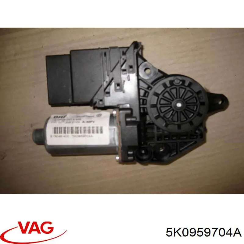 Купити 5K0959704A VAG Механізм склопідіймача двері задньої, правої