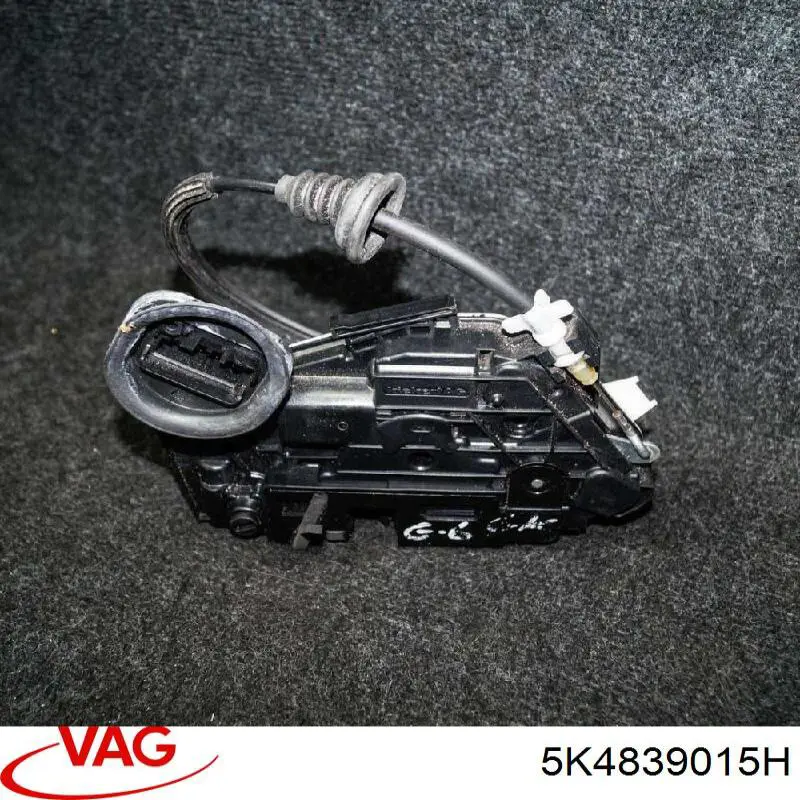 Купити 5K4839015H VAG Замок задньої двері, лівої