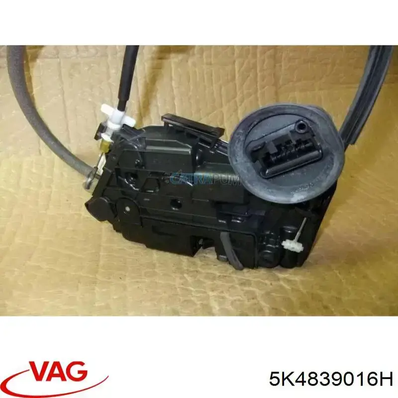 Купити 5K4839016H VAG Замок задньої дверї, правої