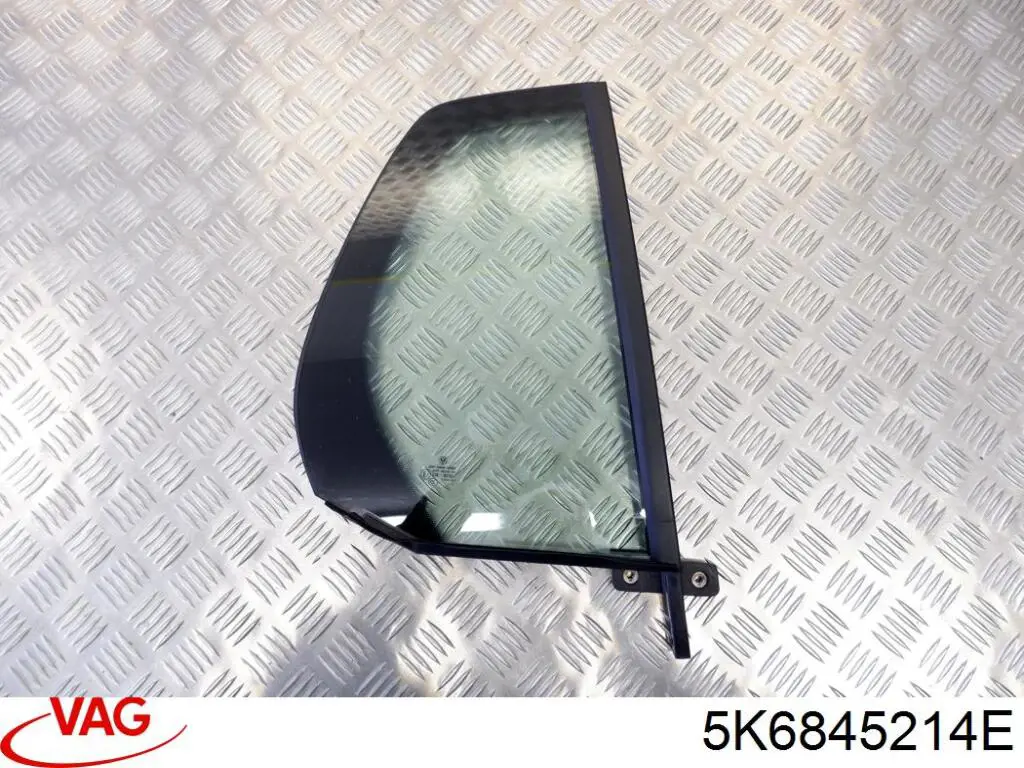 Скло-кватирка двері, задній, правій Volkswagen Golf 6 (5K1) (Фольцваген Гольф)
