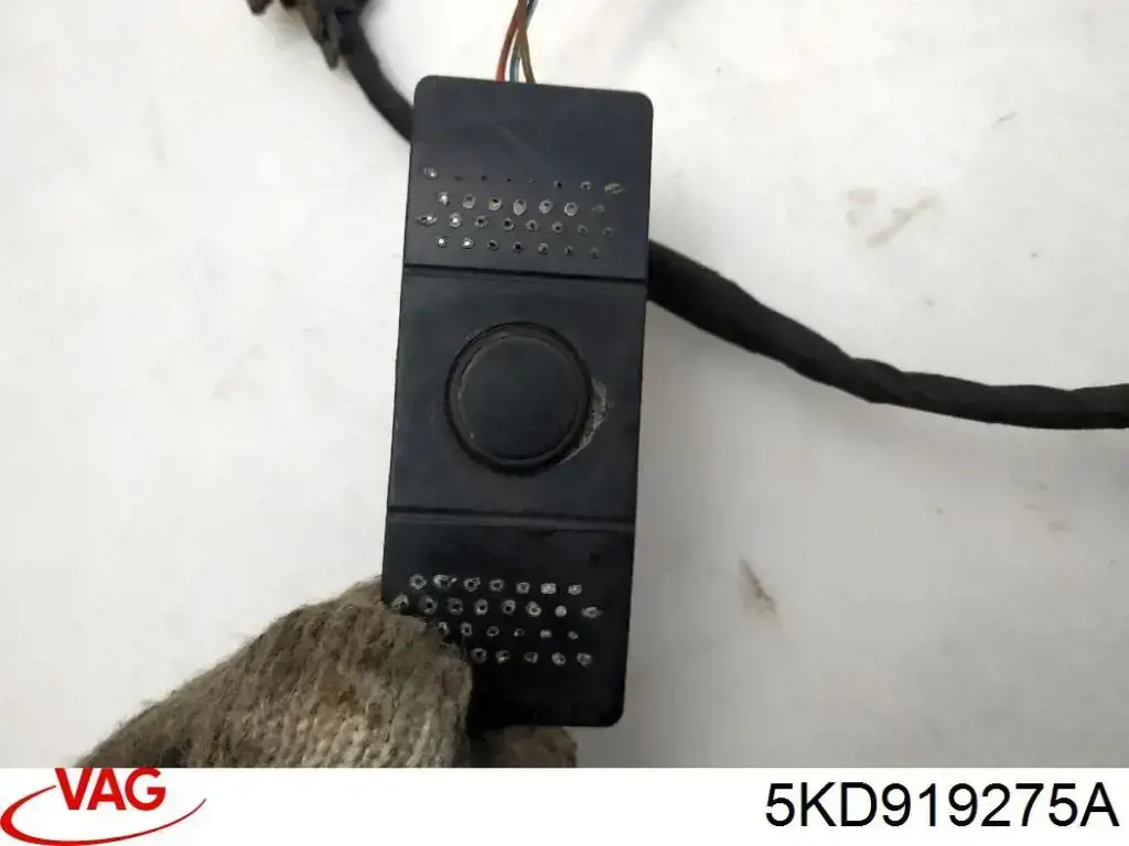 Сигналізація світлова (знак автопоїзда) VAG 5KD919275A ціна, від 11.95 USD