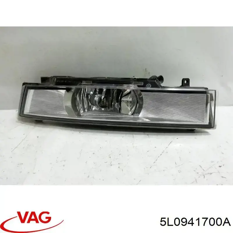 Протитуманка права VAG 5L0941700A ціна, від 234.08 USD