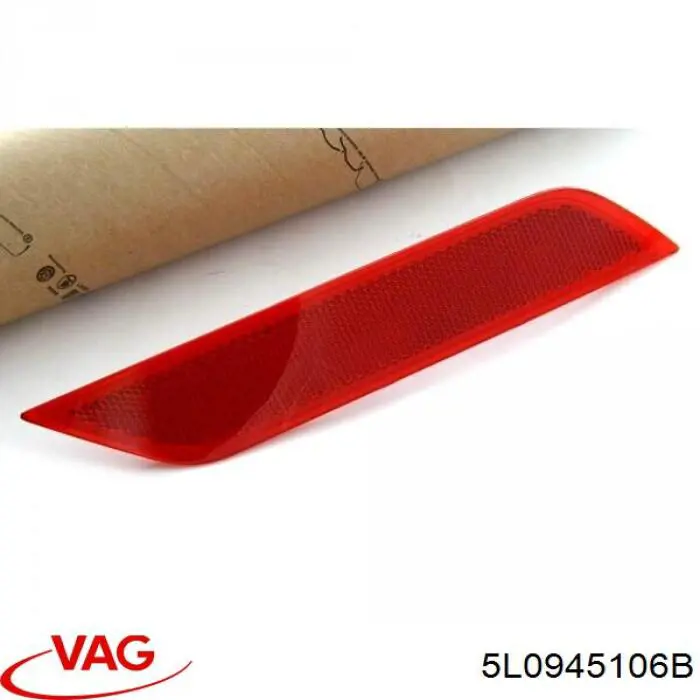 Правий відбивач бампера VAG 5L0945106B ціна, від 13.53 USD