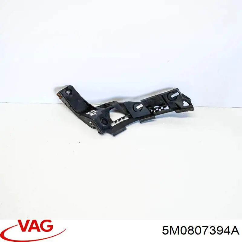 Направляюча заднього бампера, права VAG 5M0807394A ціна, від 12.70 USD
