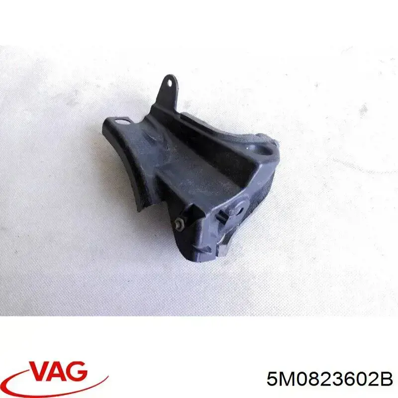  VAG 5M0823602B ціна, від 5.64 USD