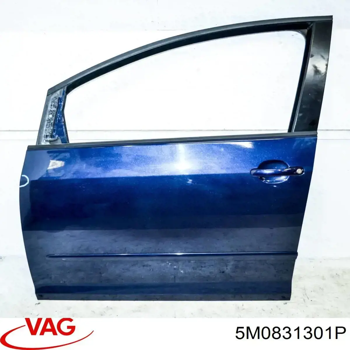Двері передні, ліві VAG 5M0831301P ціна, від 74.21 USD