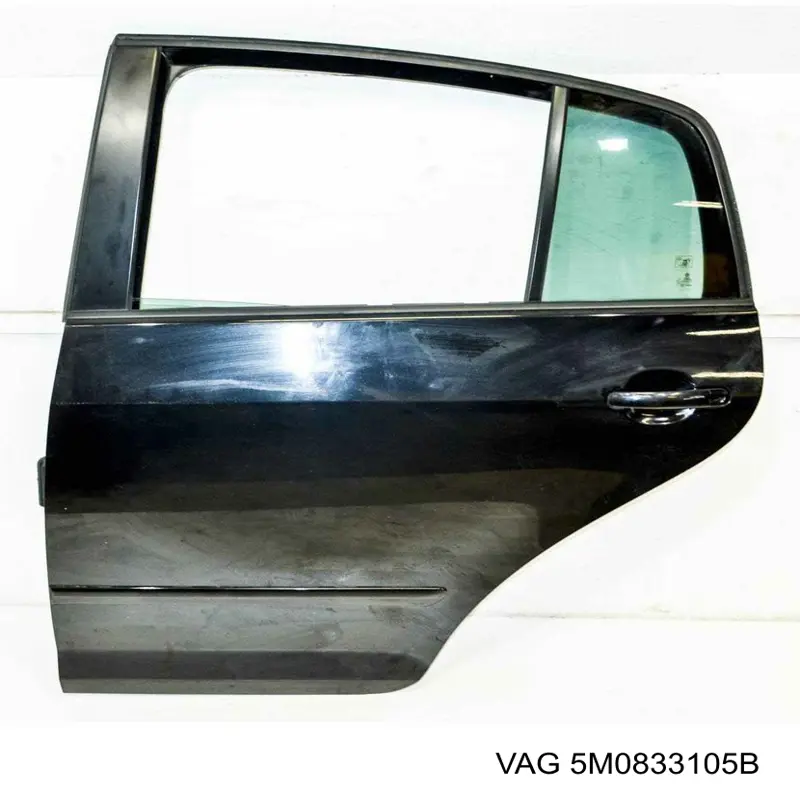 Панель-щока двері задньої лівої VAG 5M0833105B ціна, від 97.92 USD