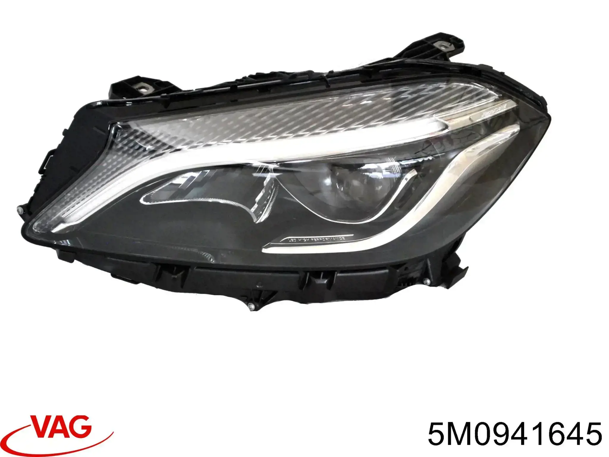 Цоколь лампи в фару VAG 3T0941003 ціна, від 15.81 USD