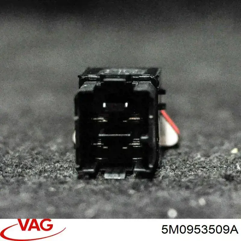 Кнопка включення аварійного сигналу на Volkswagen Tiguan (5N)