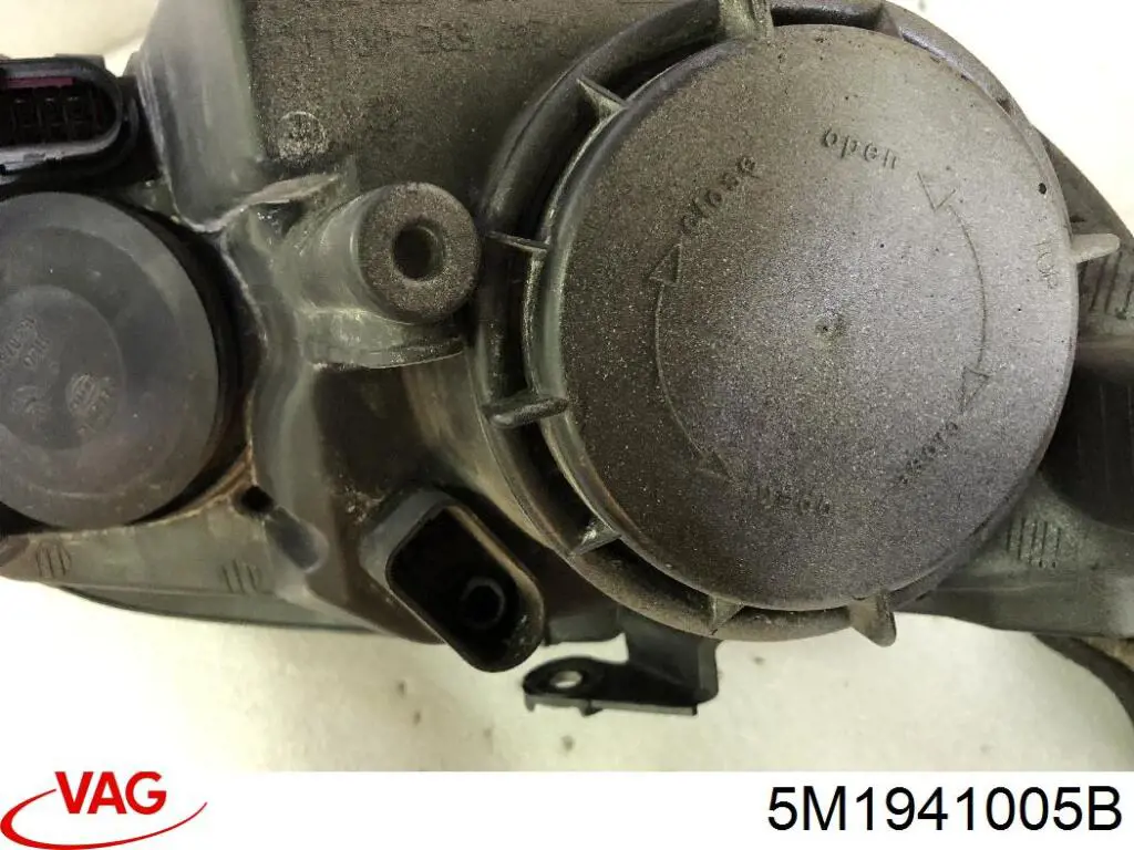 Фара ліва 5M1941005B VAG