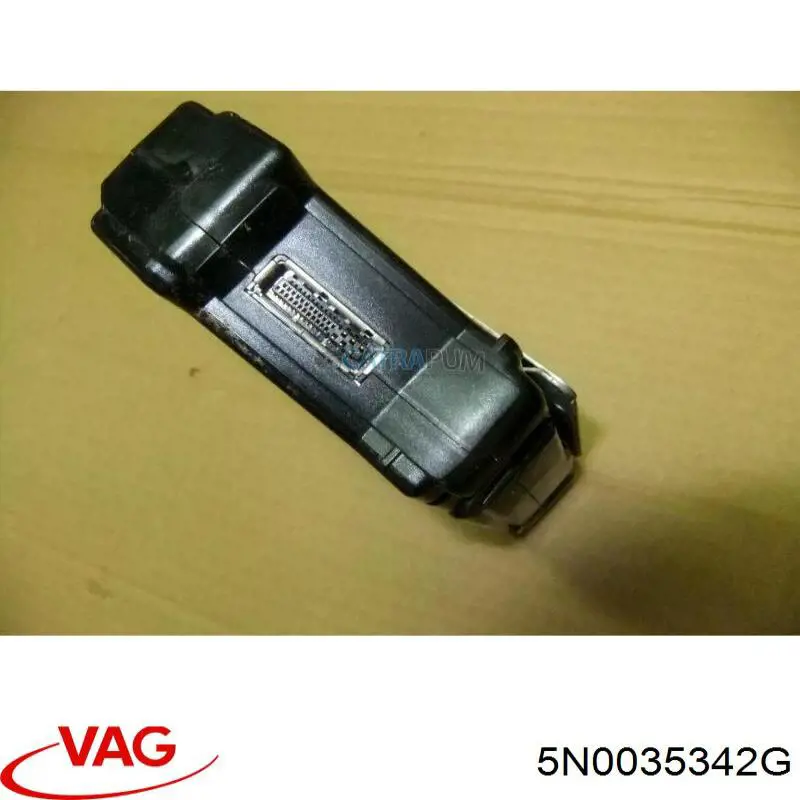 Блок керування мультимедійний VAG 5N0035342G ціна, від 7.05 USD