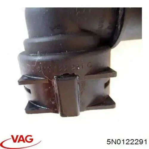 Фланець системи охолодження (трійник) Vika 11221774701 ціна, від 5.17 USD