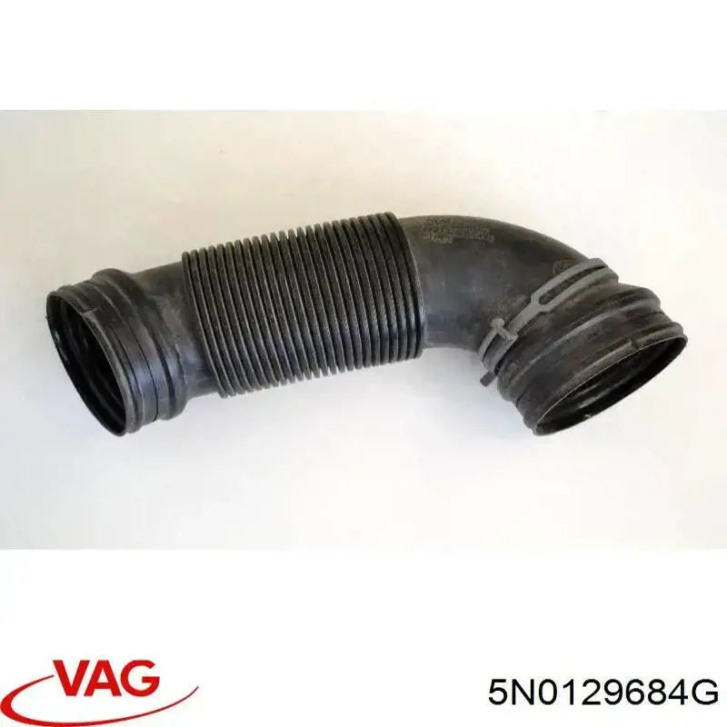 Купити 5N0129684G VAG Патрубок повітряний, вихід повітряного фільтра