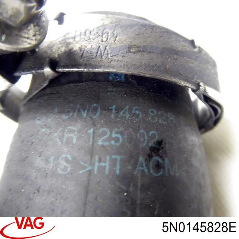 5N0145828E VAG шланг/патрубок інтеркулера, лівий