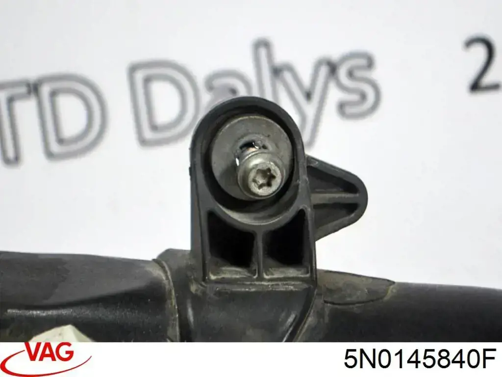 Шланг/патрубок интеркуллера 5N0145840F VAG