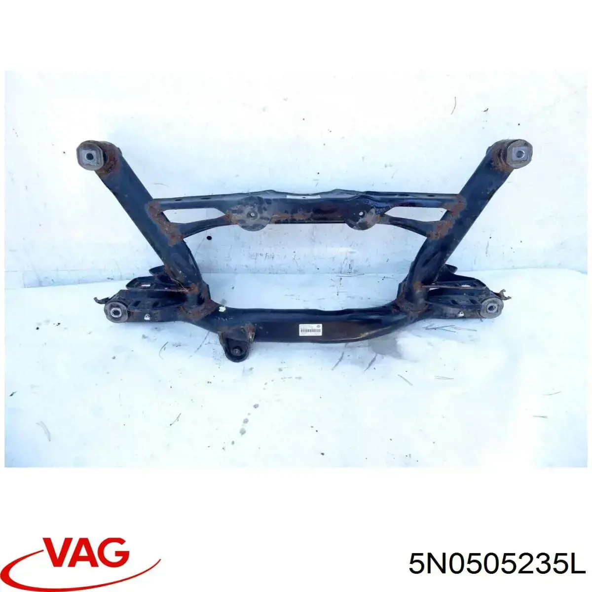 Купити 5N0505235AD VAG Балка задньої підвіски, підрамник