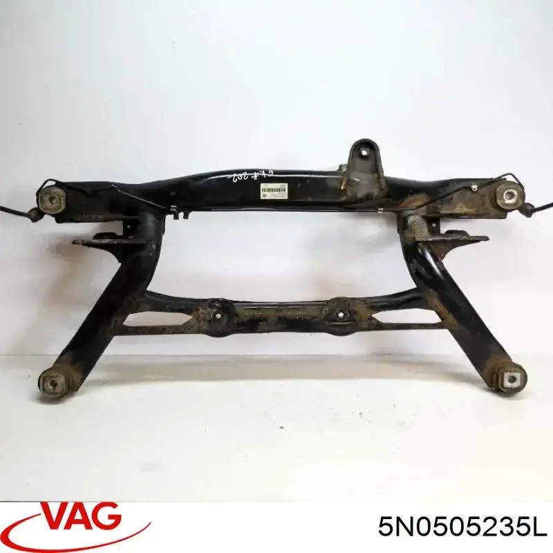 Балка задня 5N0505235AD VAG