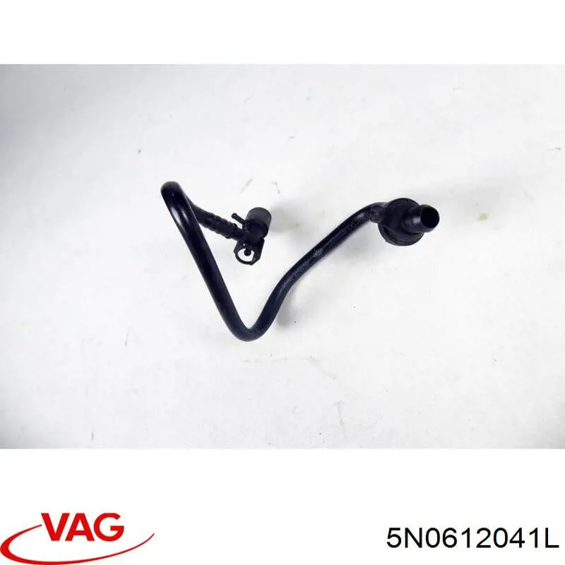 Шланг (патрубок) вакуумного насоса VAG 5N0612041L ціна, від 37.94 USD