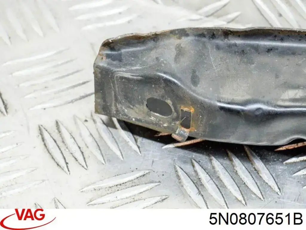 30807922 AND Балка бампера переднього