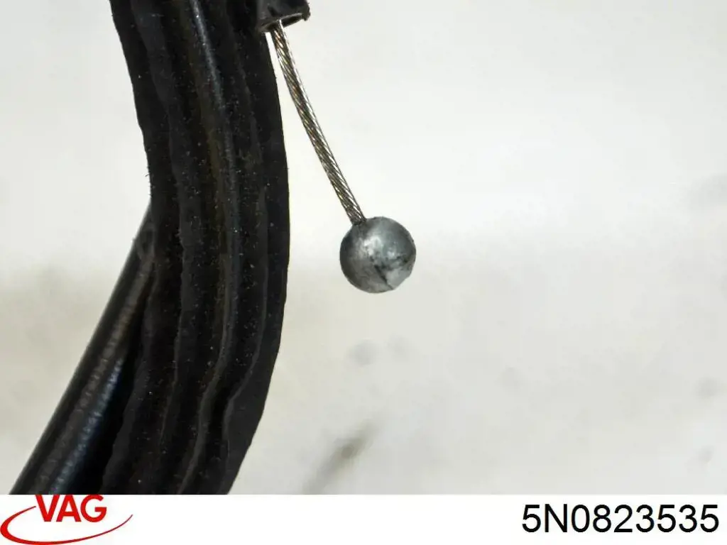 Трос відкриття капота, задній VAG 5N0823535 ціна, від 52.92 USD