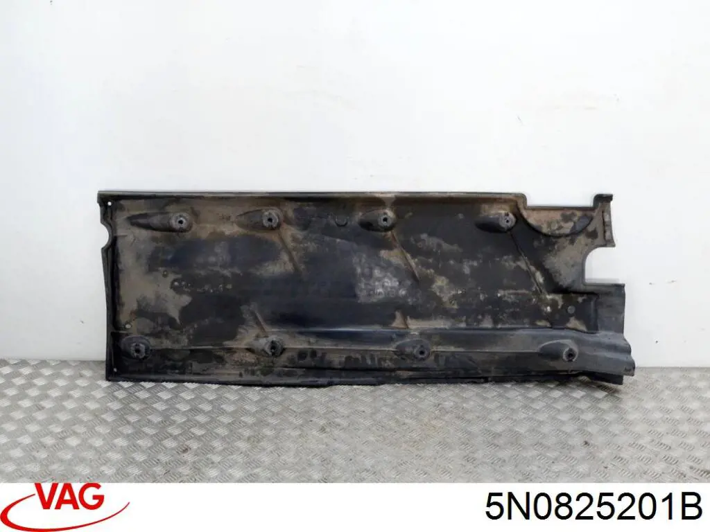 Захист днища, лівий VAG 5N0825201B ціна, від 38.37 USD