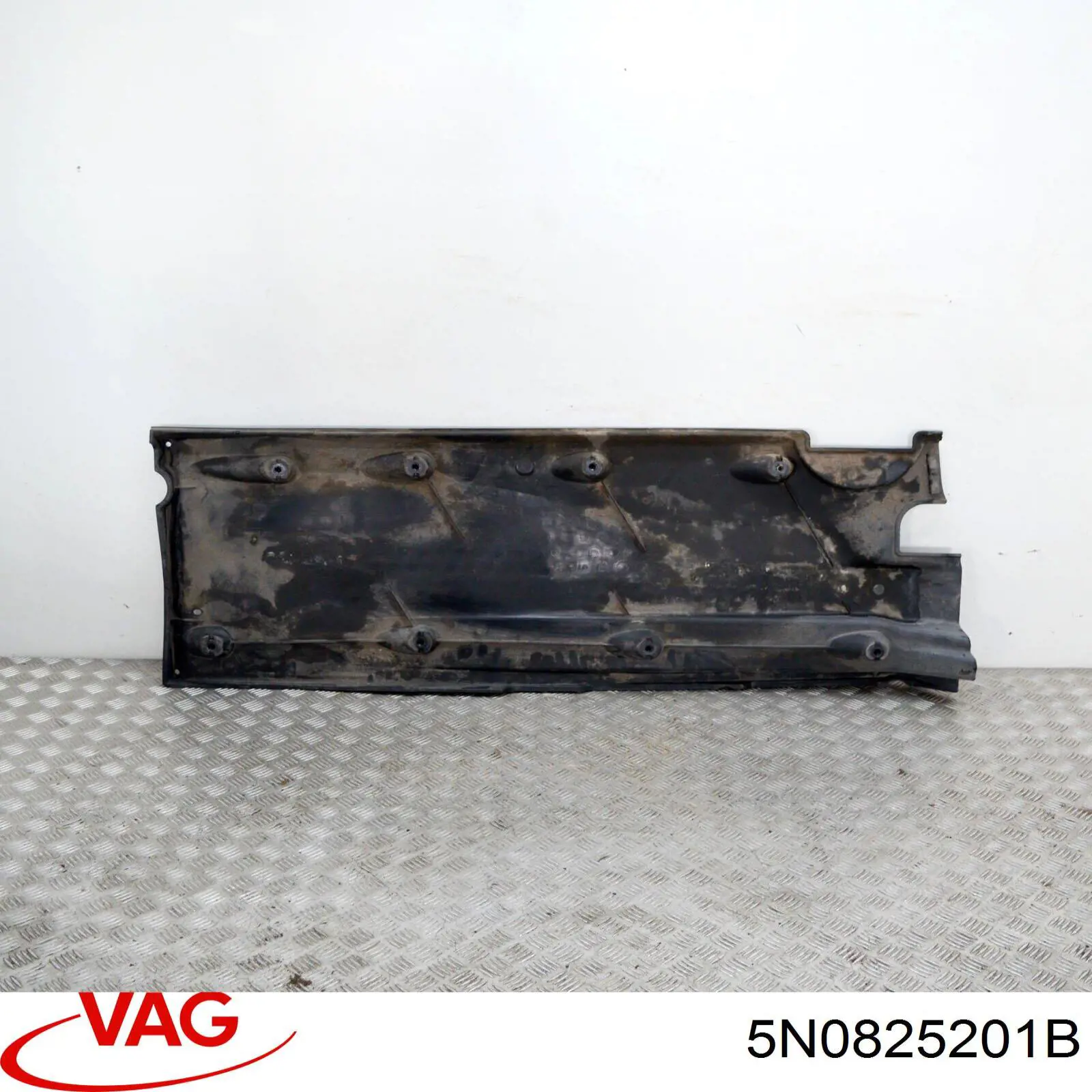 Купити 5N0825201B VAG Захист днища, лівий
