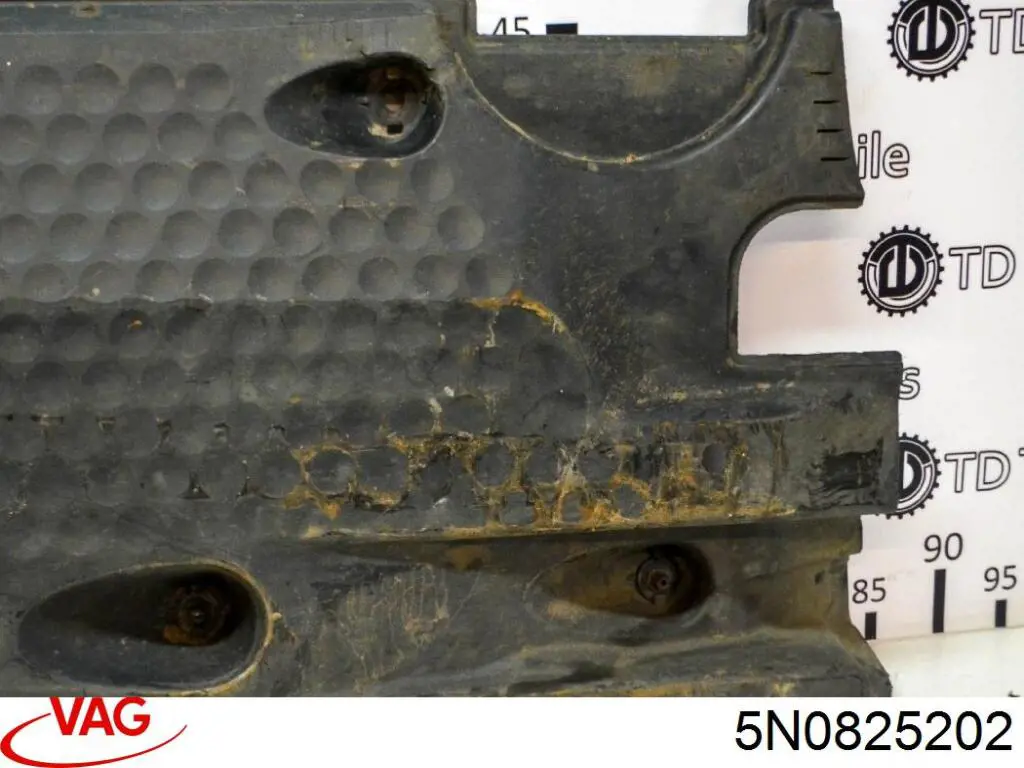 Захист днища, правий VAG 5N0825202 ціна, від 38.01 USD