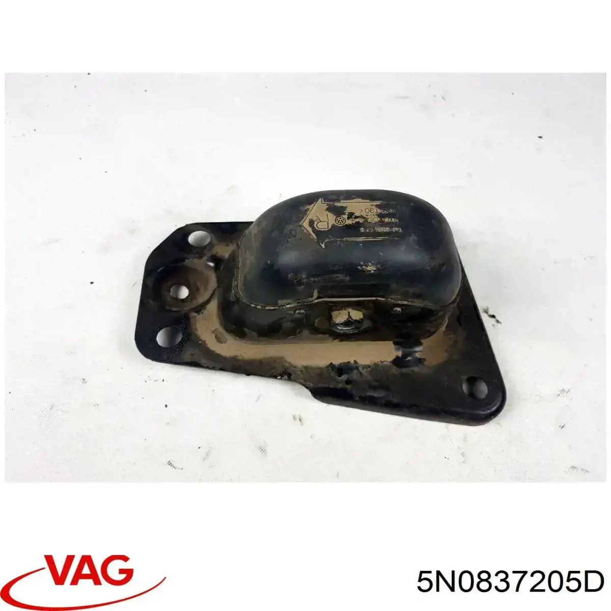Купити 5N0837205D VAG Ручка дверей правих, зовнішня, перед/зад