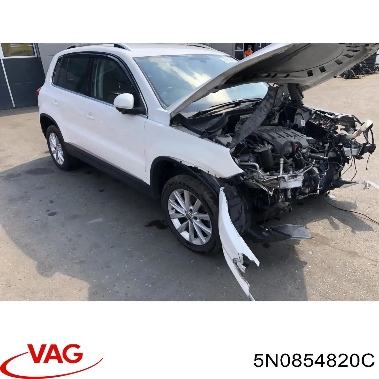 Розширювач задньої арки колеса, правий VAG 5N0854820C