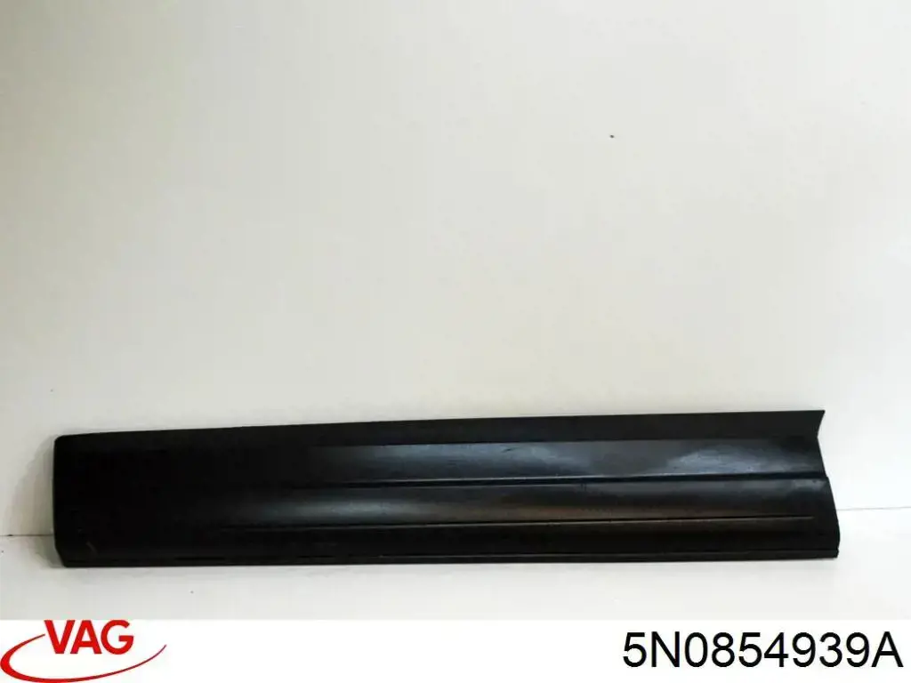 Молдинг передньої лівої двері PVG76050AL Signeda