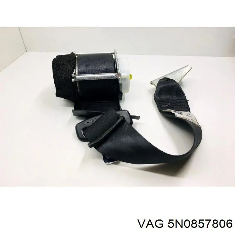 Купити 5N0857806 VAG Пасок безпеки задній правий