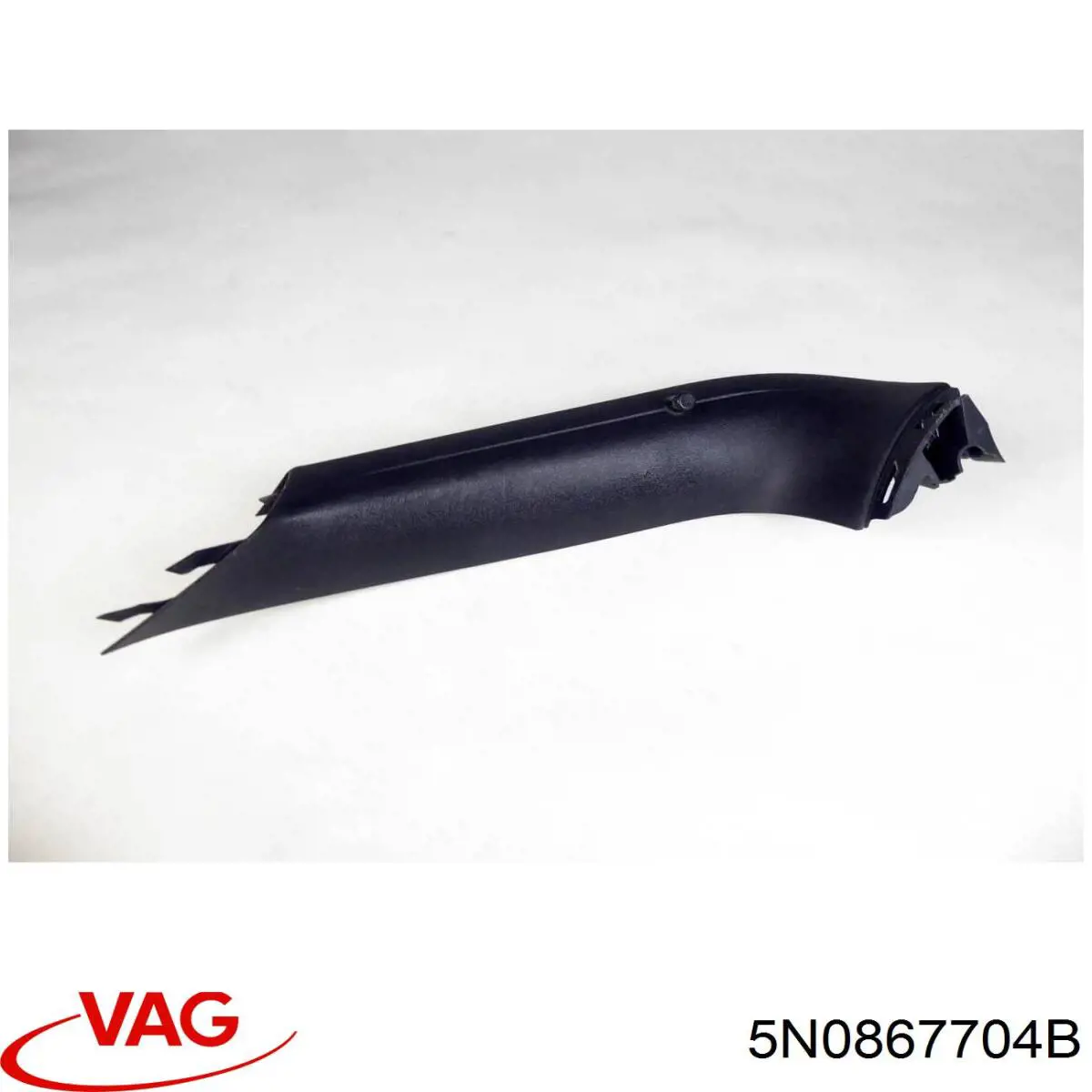 Купити 5N0867704B82V VAG Обшивка ляди