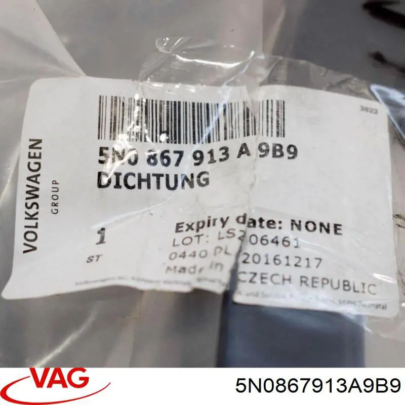 Ущільнювач двері задньої (на кузові) VAG 5N0867913A ціна, від 16.47 USD