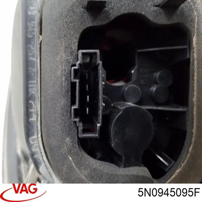 Купити 5N0945095F VAG Ліхтар задній