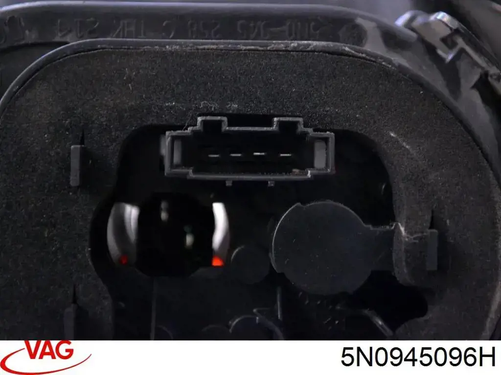 Купити 5N0945096H VAG Стоп задній