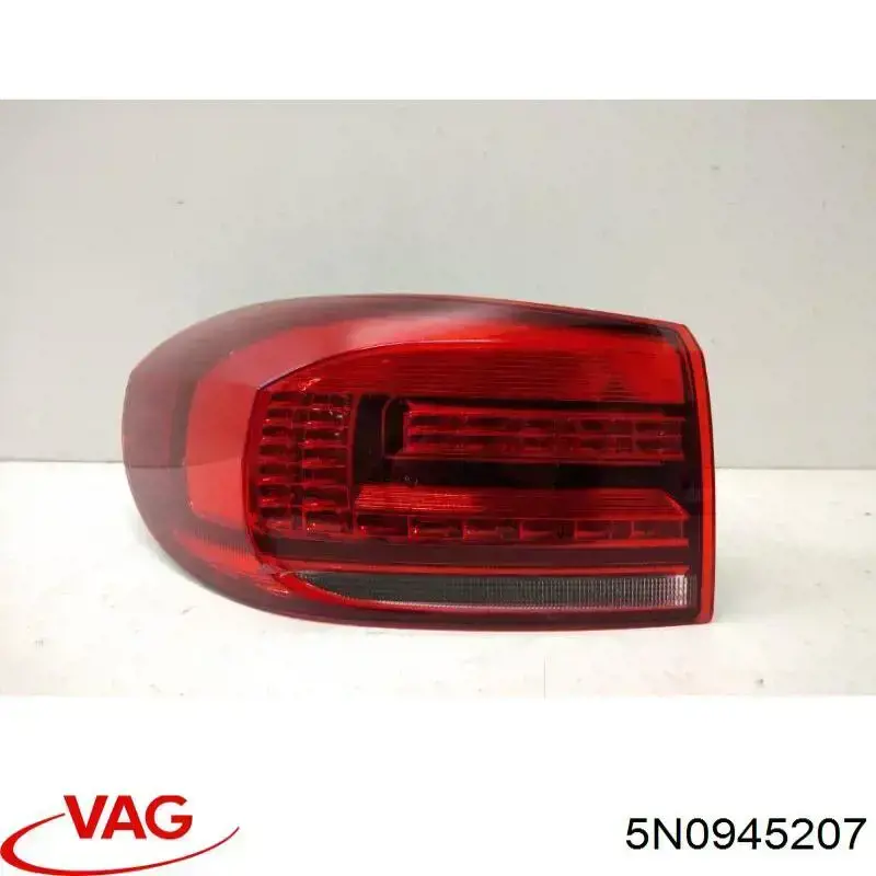 Стоп задній Bapmic BF0217500066