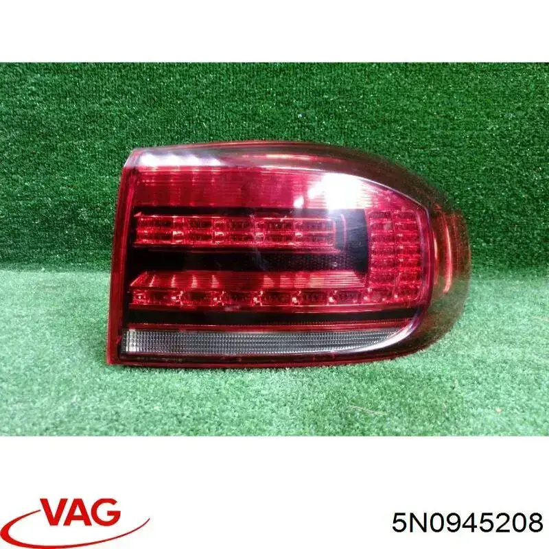 Ліхтар задній правий, зовнішній VAG 5N0945208 ціна, від 55.57 USD