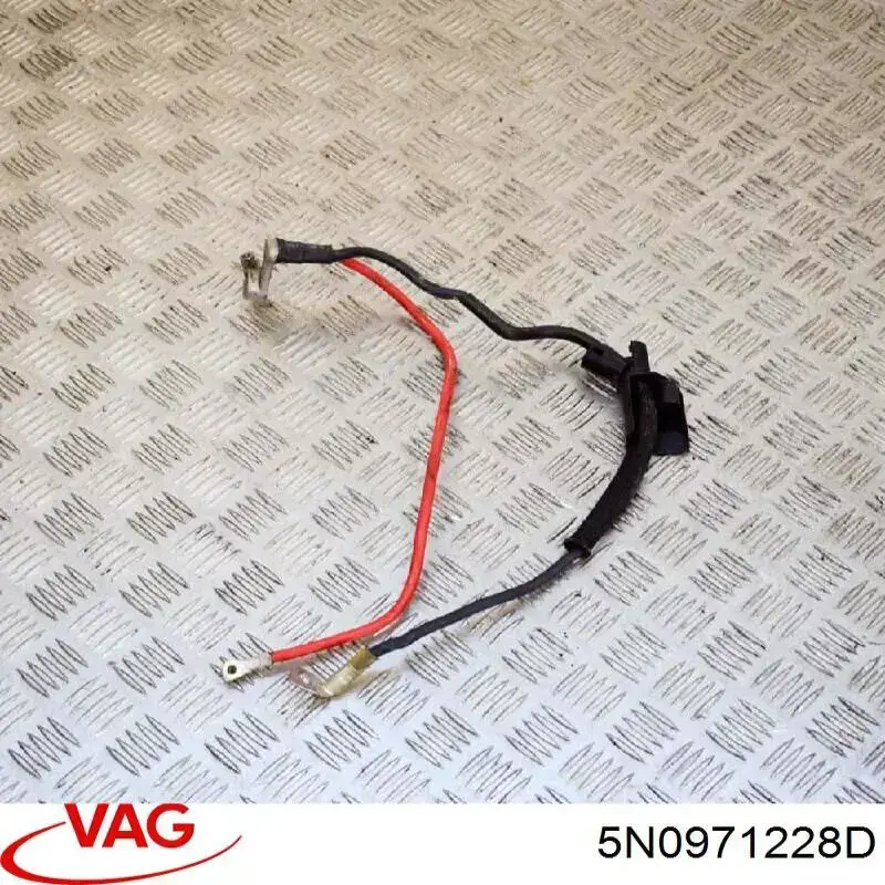 Купити 5N0971228H VAG Кабель плюсової клеми акумулятора (АКБ)