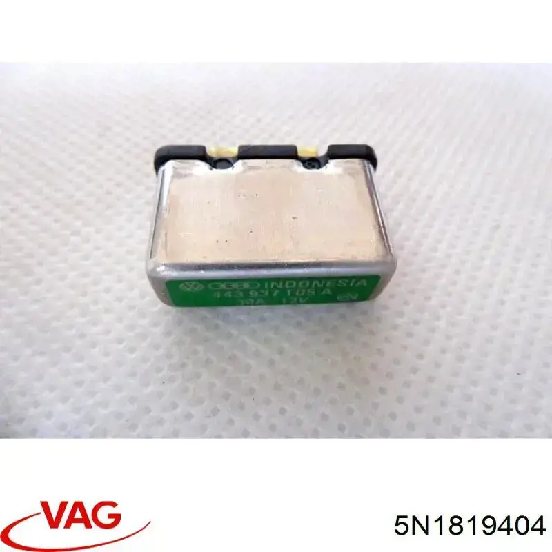 Решітка склоочисників, права VAG 5N1819404A9B9REF ціна, від 69.18 USD