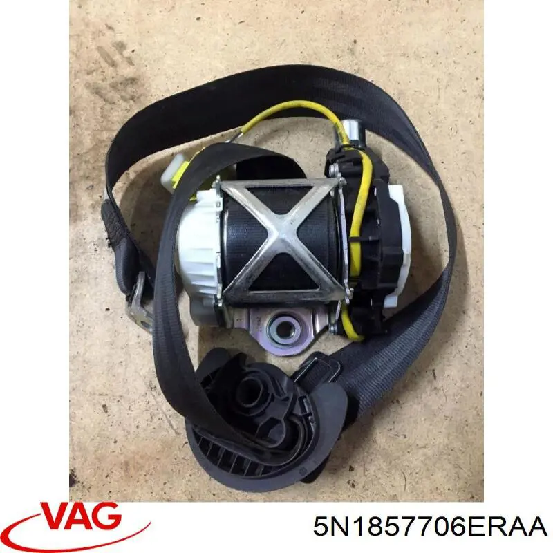 Пасок безпеки передній правий VAG 5N1857706ERAA ціна, від 63.95 USD