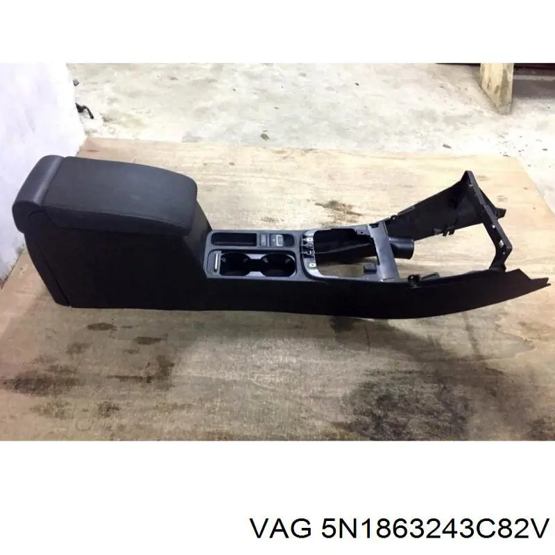 5N1863241BJ82V VAG Консоль центральна панелі керування