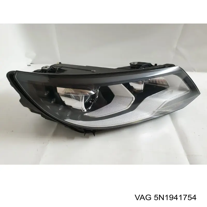 Основна фара - вставка Signeda ZVG111636R ціна, від 875.72 USD