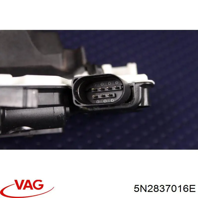 Замок дверки правої передньої 5N2837016M VAG
